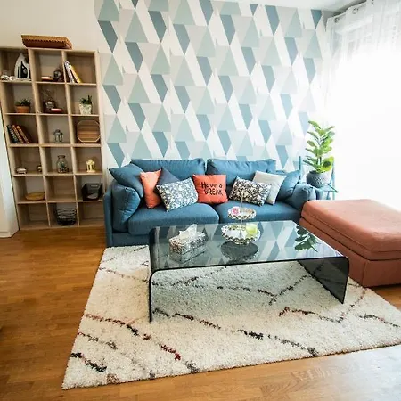 Chic Avec Parking Gratuit à Paris Appartement *